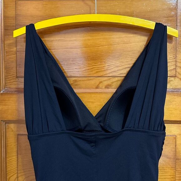 Liz Claiborne Black Ruched One Piece Swimsuit Women’s US 14 - Picture 4 of 9